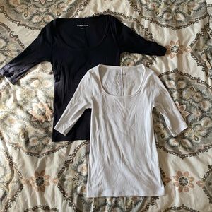 Everlane ribbed Pima scoopneck tee small